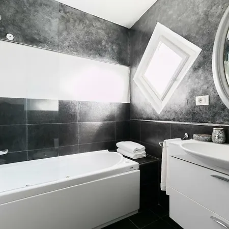 Domus Actarus * Rom